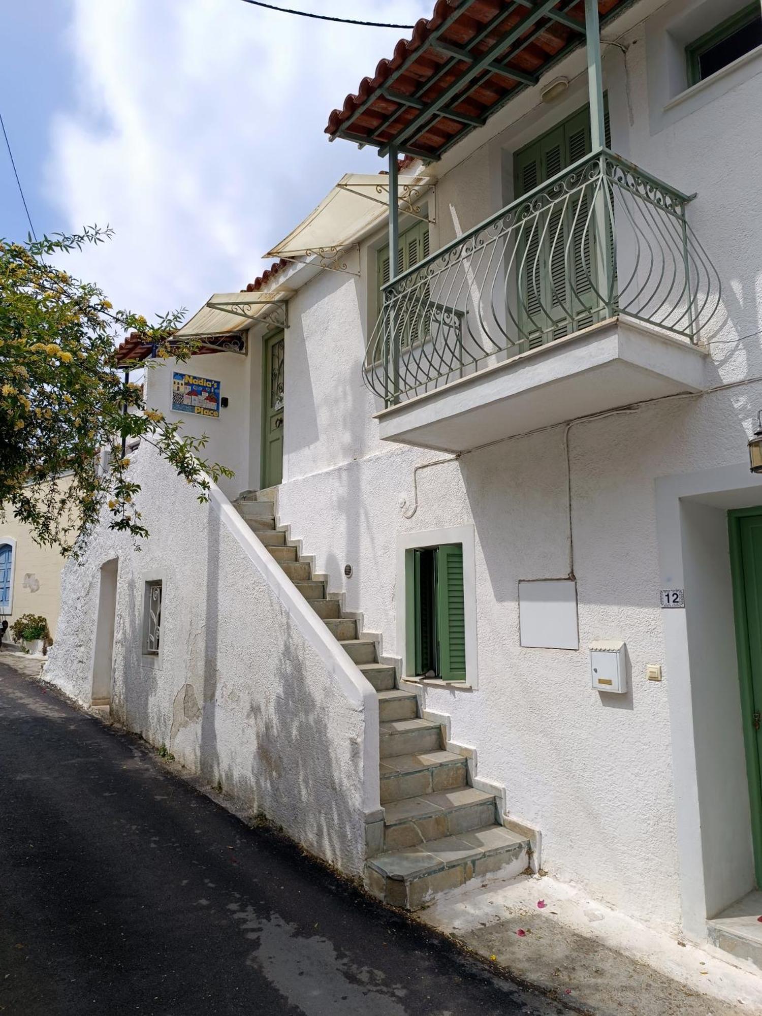 Nadia'S Place Poros Town Екстер'єр фото